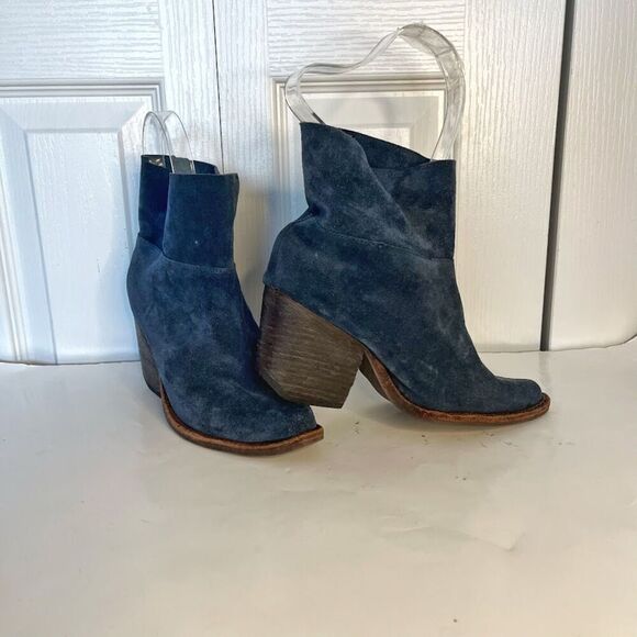 Jeffrey Campbell Like New Leather Suede Slouchy Ankle Slip On Heel Western Boots - Picture 5 of 13
